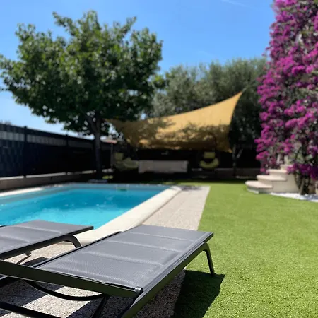Andrijana - Exclusively Yours - Family Getaway With Private Pool Kaštela