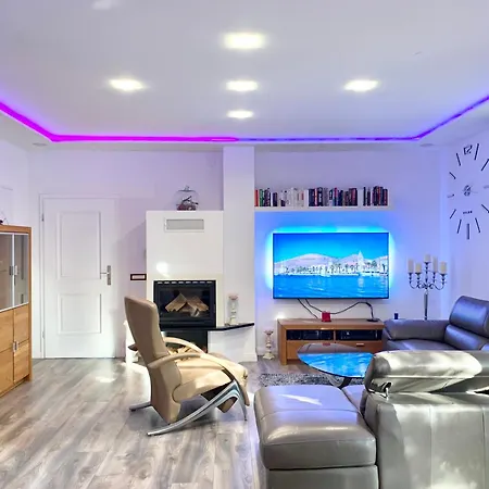 Andrijana - Exclusively Yours - Family Getaway With Private Pool Villa Kastela
